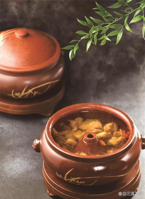 云南美食十大经典：舌尖上的彩云之旅插图1