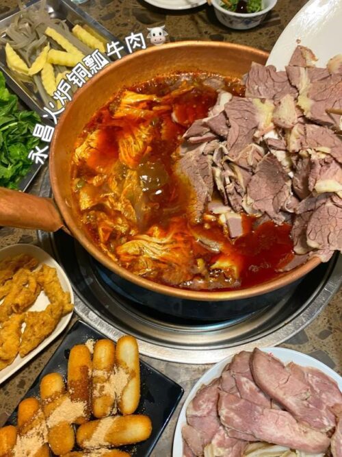 云南美食探秘：十大经典名菜，舌尖上的彩云之南插图9