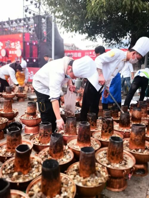 会东“双黑”美食节盛况：冬日暖阳下的美食与文化盛宴插图3