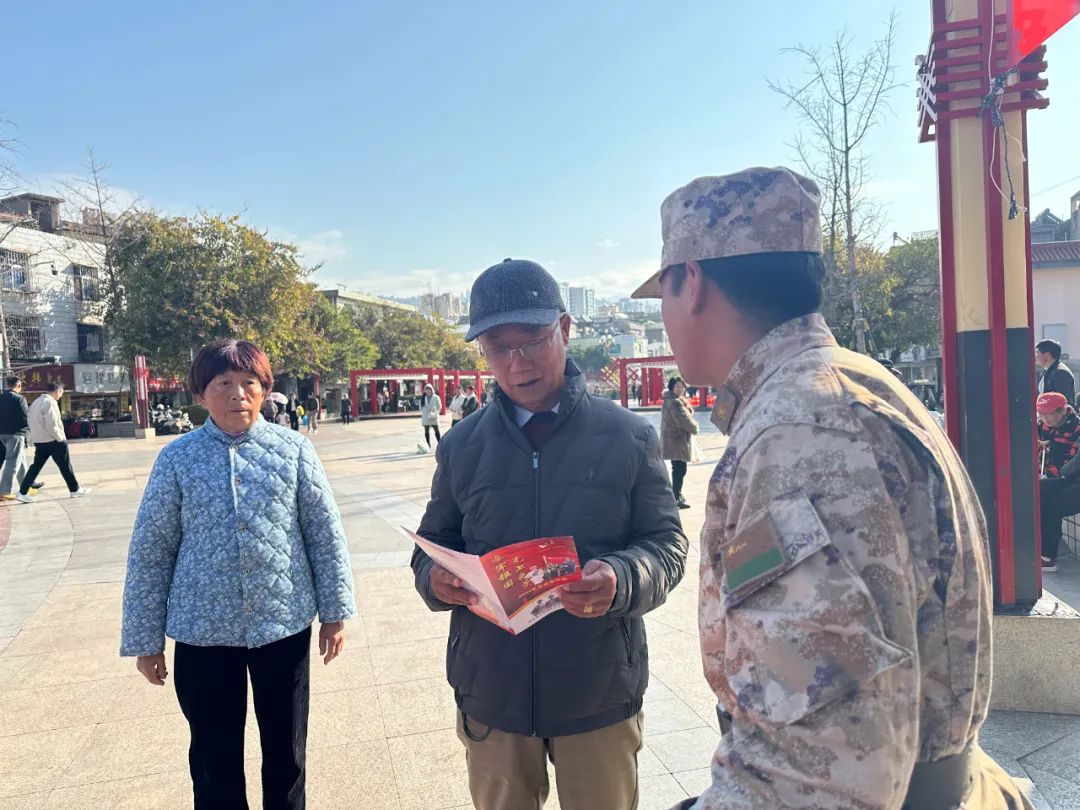 2025 春季征兵宣传进广场，热血青春在这里启航插图2