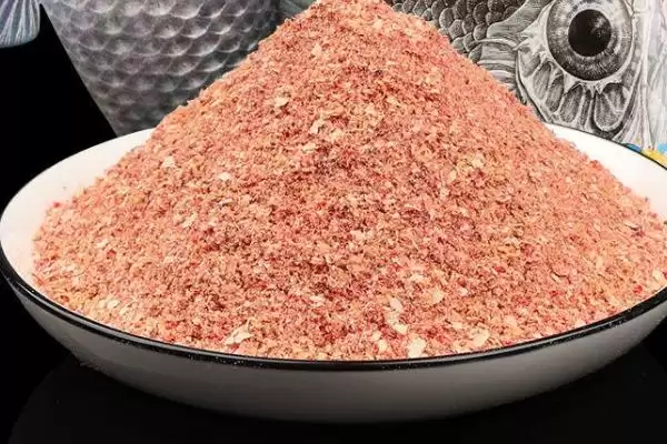 野钓鲫鱼用啥商品饵料好？鲫鱼饵料选择与养鱼关键细节？插图5