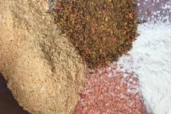 天下鲫饵料简介是什么?天下鲫饵料知识与养鱼方法要点?插图3 天下鲫饵料简介是什么?天下鲫饵料知识与养鱼方法要点?插图3