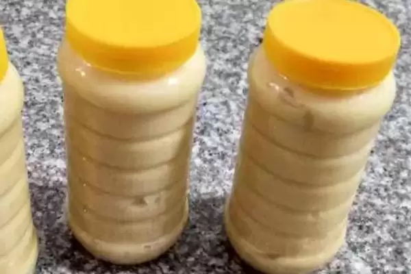 假蜂蜜怎么分辨，口感近似白糖水、具有不自然的香味插图2
