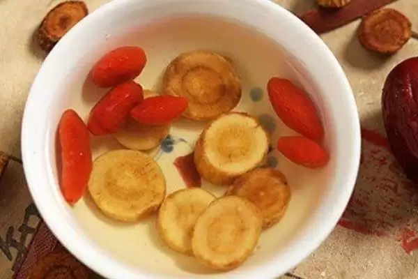 北芪与黄芪有什么区别，在药效上考虑不会有太大区别插图3