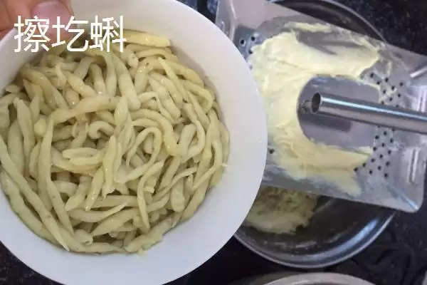 山西省娄烦县的特产，莜面栲栳栳为当地的传统小吃插图11