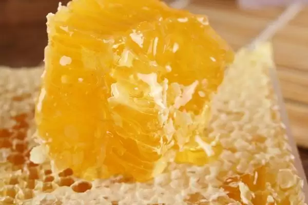 网上能否买到正宗的蜂巢蜜，可以买到但概率较低插图3