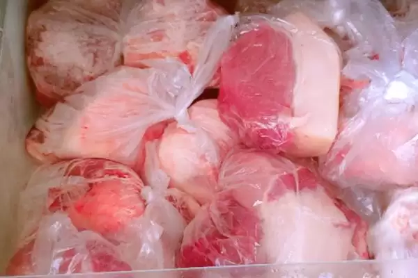 了解猪肉在冰箱存放时长的方法和重点？养猪与猪肉保鲜有哪些关联细节？插图2