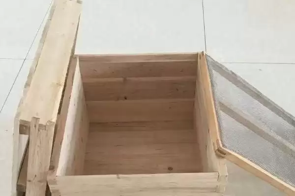 活框蜂箱介绍，可根据养蜂人的意愿自由调整插图3