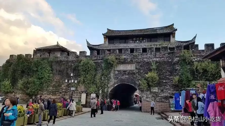 探秘会理古城：在明清古韵与美食芬芳里，邂逅一场时光的暖梦插图1