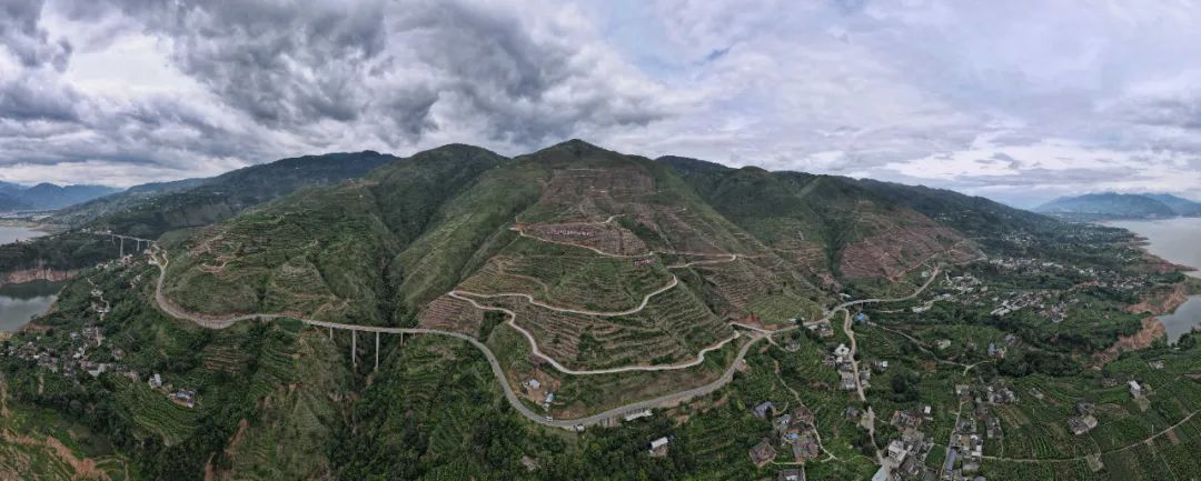 会东县崇黑路完工：民生路通 乡村振兴“加速跑”-会东网