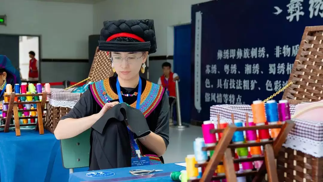 第六届 “凉山工匠杯” 暨 “金叶工匠杯” 职业技能大赛圆满举办插图8 第六届 “凉山工匠杯” 暨 “金叶工匠杯” 职业技能大赛圆满举办插图8