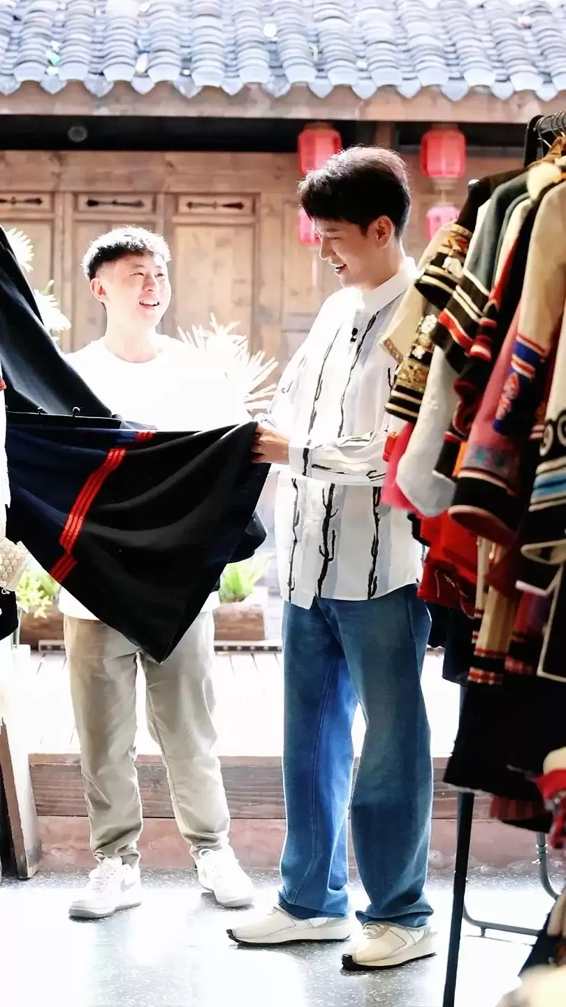 2025 “金火把” 年度品牌之夜凉山启幕：文旅美食盛宴，见证融合发展成果插图9