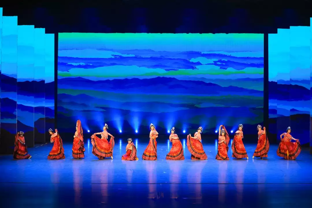 2025 “金火把” 年度品牌之夜凉山启幕：文旅美食盛宴，见证融合发展成果插图2