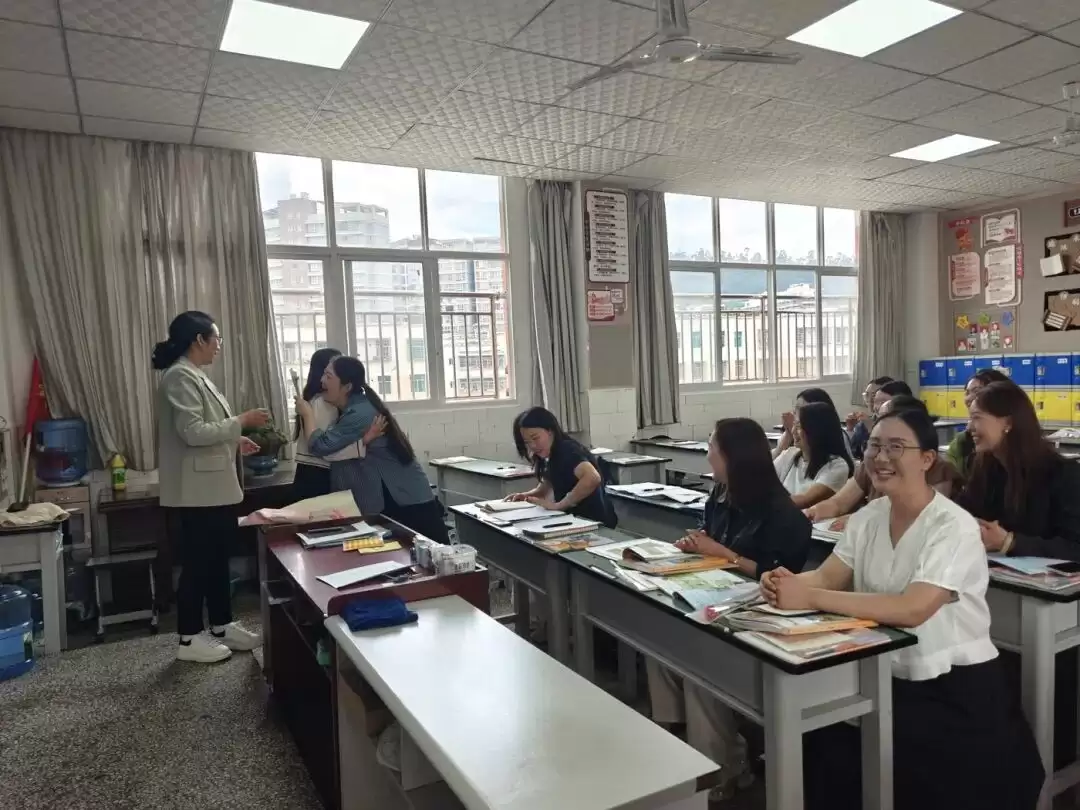 会东 “县管校聘” 改革:12 名乡镇教师进城,激活教育新活力插图2 会东 “县管校聘” 改革:12 名乡镇教师进城,激活教育新活力插图2