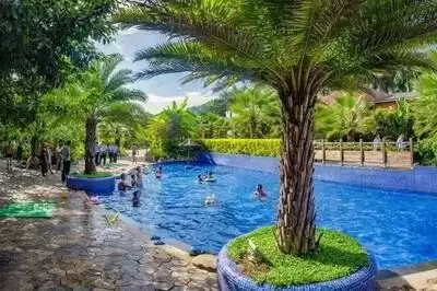 川超联赛巅峰对决:凉山与攀枝花,赛场内外的文旅同源探秘插图2 川超联赛巅峰对决:凉山与攀枝花,赛场内外的文旅同源探秘插图2