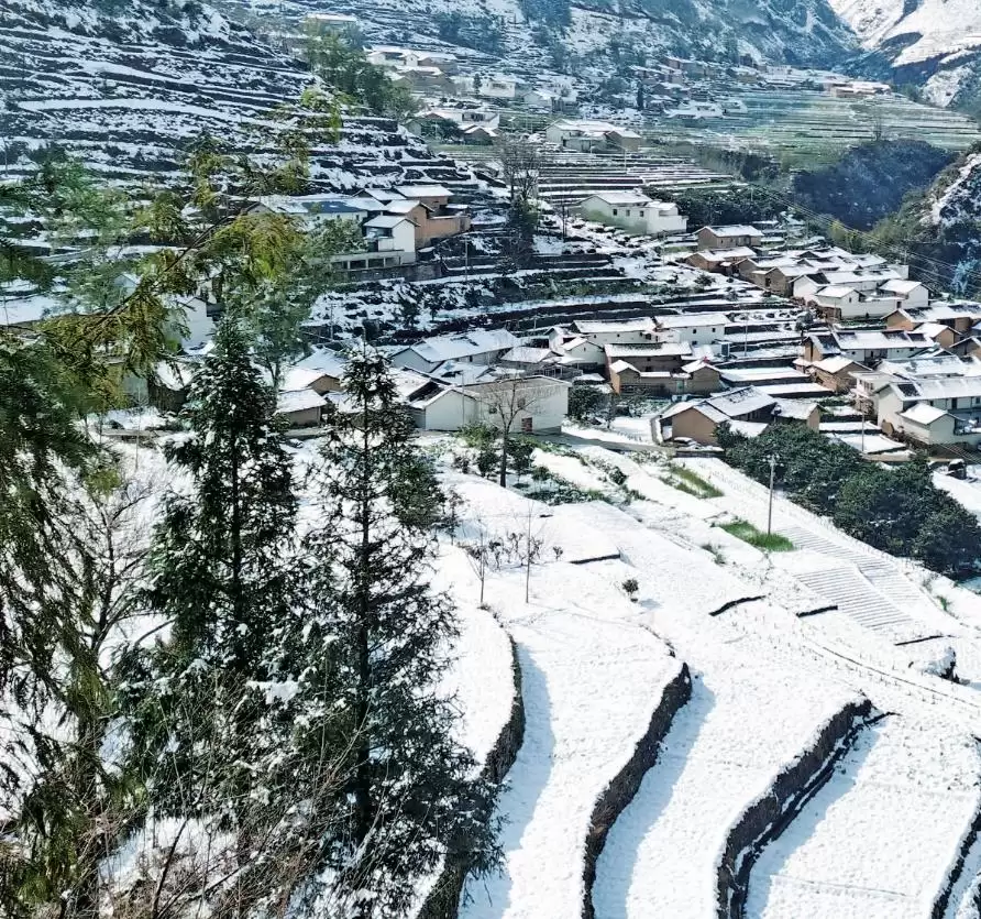 探秘会东县：地理位置、历史沿革与行政区划的全面解读插图6