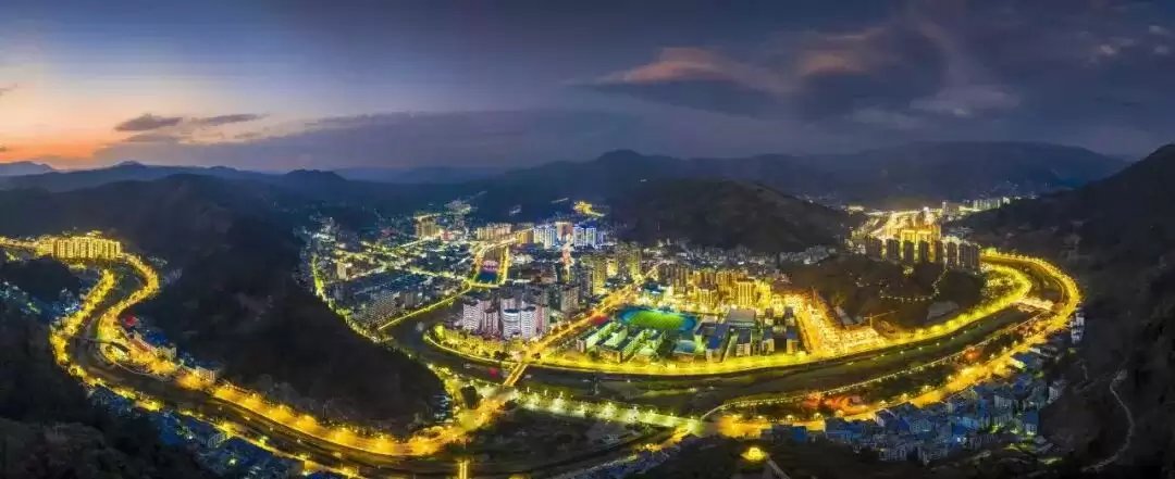 2025 年凉山州会东县第十届 “双黑” 美食艺术季消费券活动有哪些亮点？如何参与？-会东网