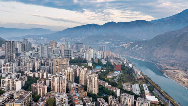 专题-东区-会东网