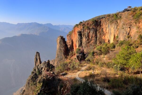 峡谷研学忙,会理会东两地学生老君峰解锁户外新技能-会东网
